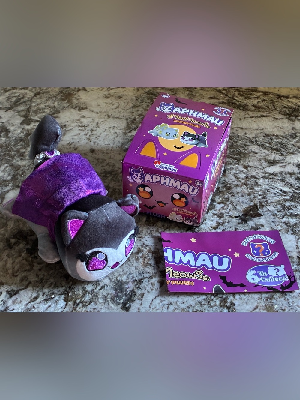 Aphmau MeeMeows Halloween Mystery Plush Dracula Cat